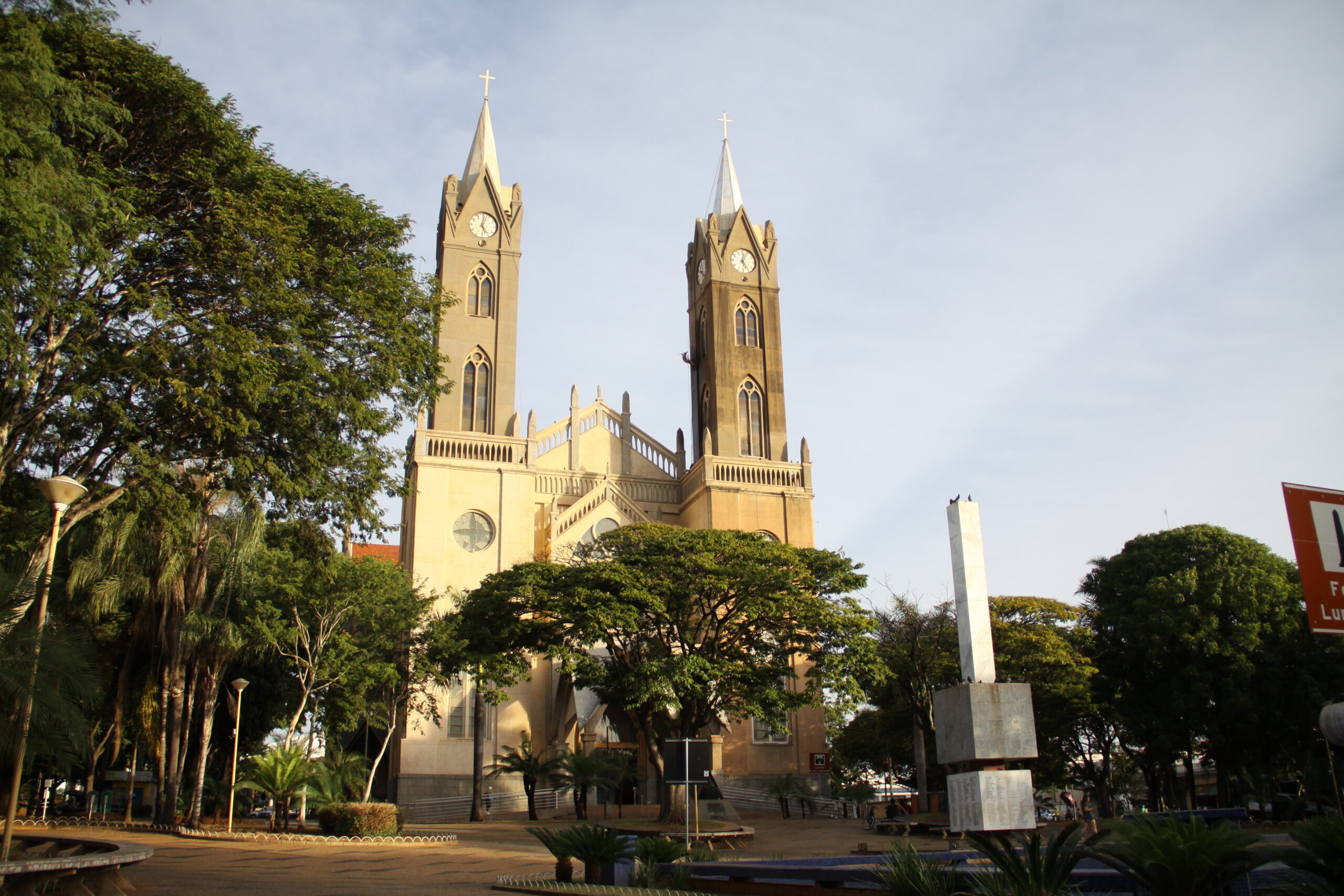 Catedral Nossa Senhora Aparecida – Votuporanga