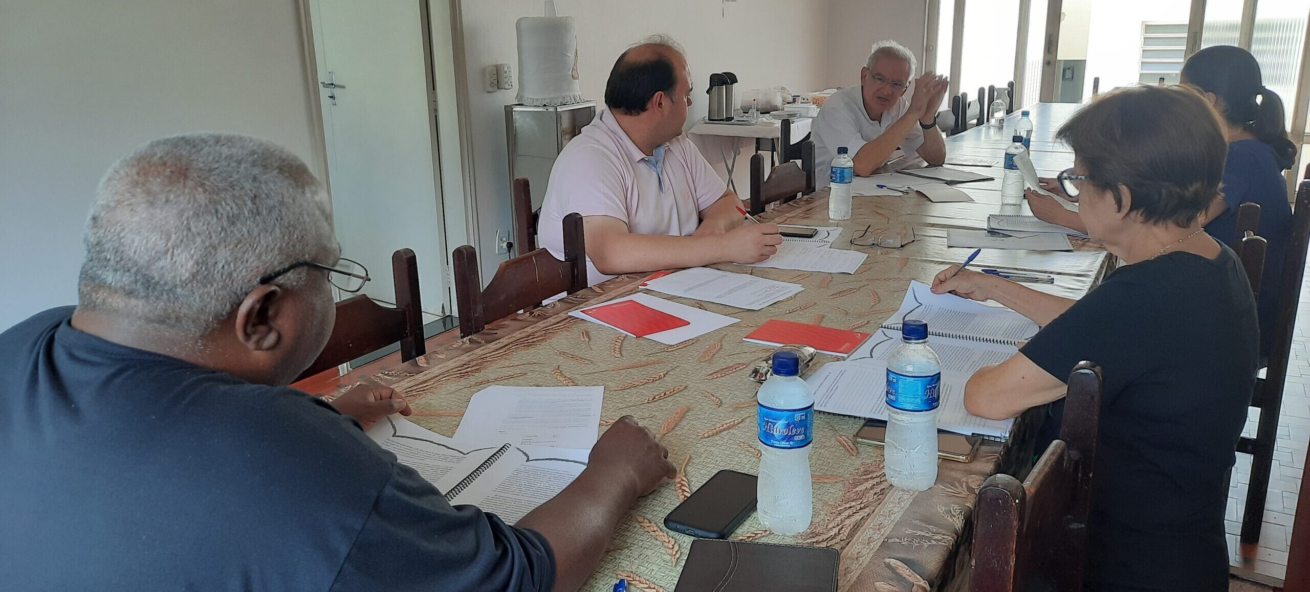 Equipe Diocesana se reúne para preparação da Etapa Continental do Sínodo